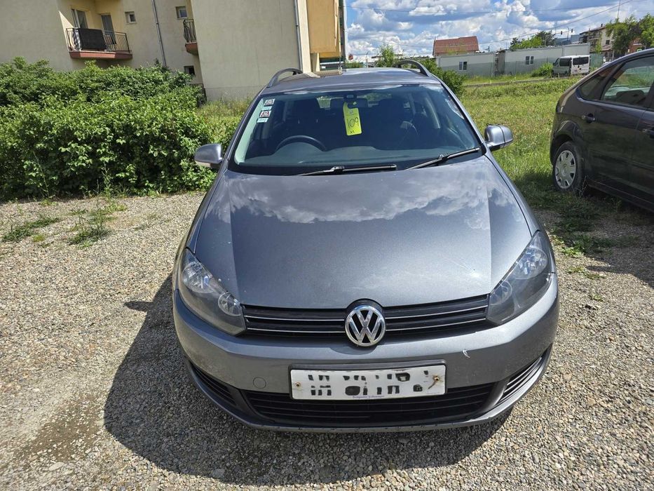 Dezmembrari dezmembrez Volkswagen Golf 6 Variant 1.6 TDI cod motor CAY
