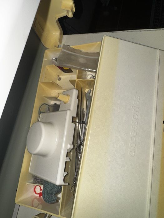 Вязальная машинка