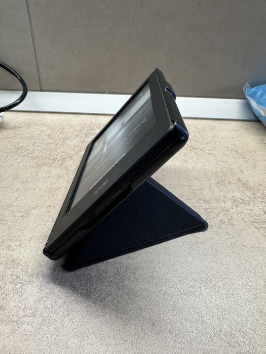 Kindle Amazon generatia 8