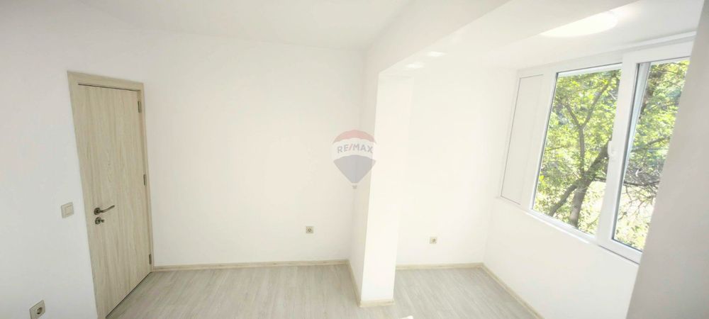 Продава се Тристаен апартамент в Варна, Трошево - 60 кв.м за 2432 €/кв.м - Снимка #9