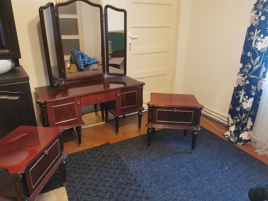 Mobilier deosebit cu 2 noptiere