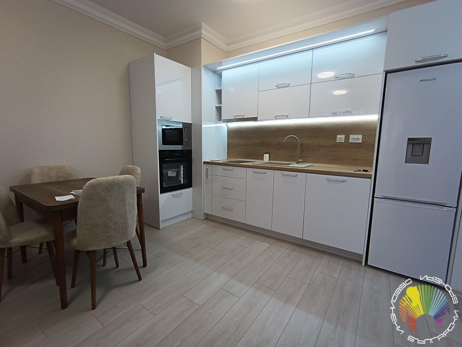 Дава се под наем Двустаен апартамент в Бургас, Изгрев - 67 кв.м за 510 € - Снимка #5