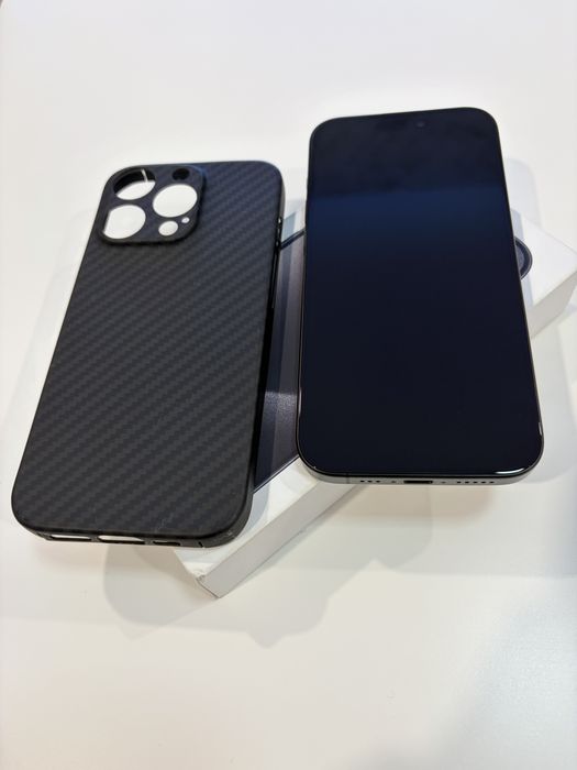 iPhone 15 Pro Black Titanium 256, în garanție