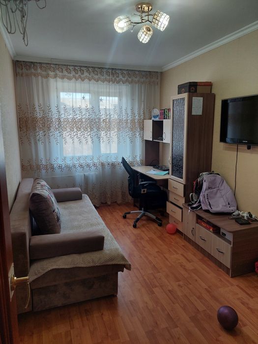 Продам 3-х комнатную квартиру