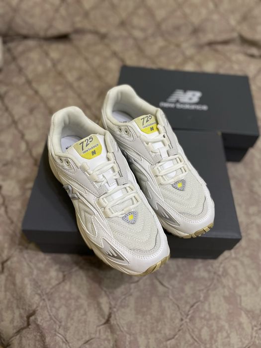 Новые кроссовки New Balance