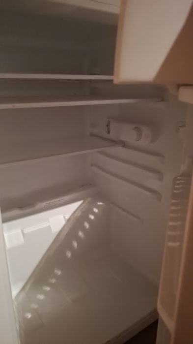 Холодильник сатылады