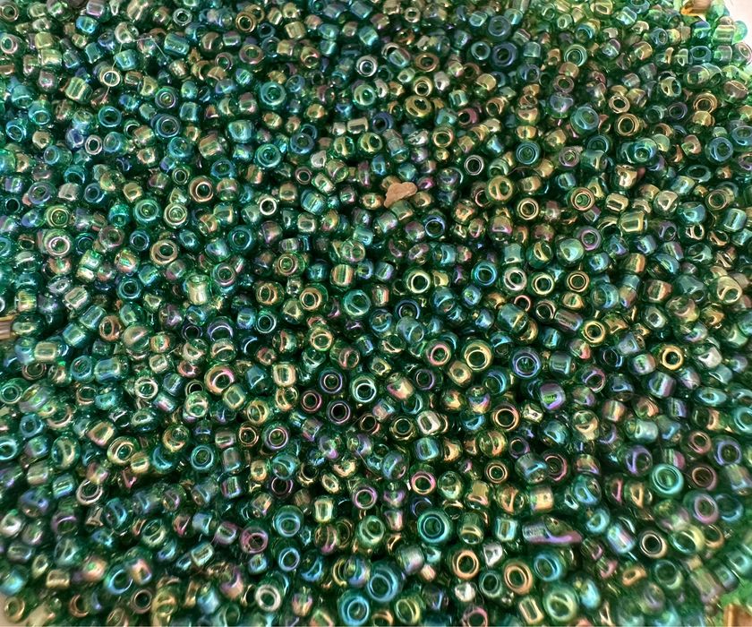 Бисер, стеклярус. Япония, только оригинал.