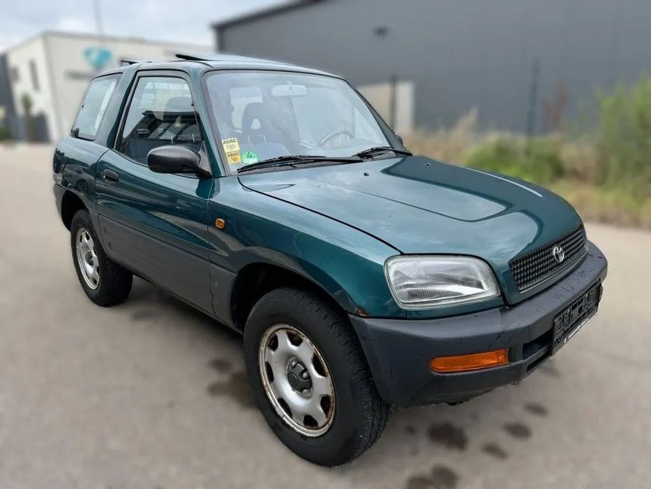 Dezmembrari / Dezmembrez TOYOTA RAV4