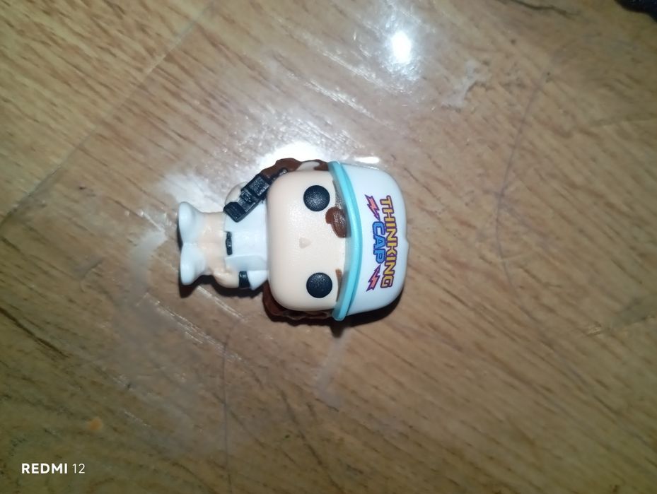 Дастин очень странные дела