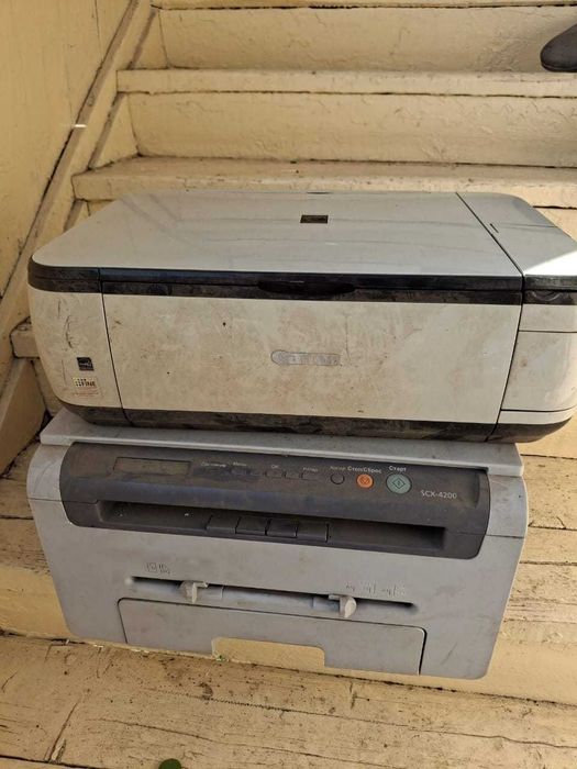 Продам принтер 2 разные рабочие