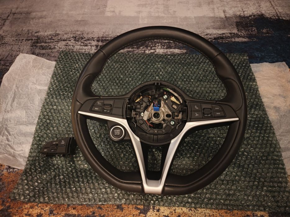 Volan Alfa Romeo Giulia/Stelvio