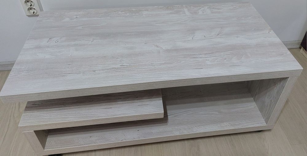 Vand masa perfecta pentru cafea