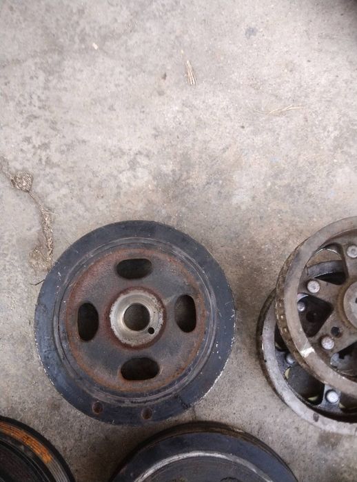 Демпферна шайба за Toyota Avensis Toyota Corolla Verso 2/ 2