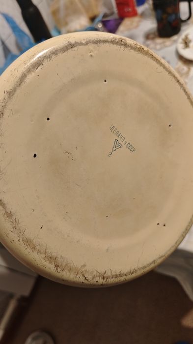 Советская 12 литров.кастрюля эмаль