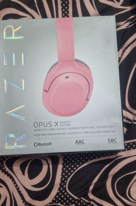 Căști wireless  Razer Opus noi