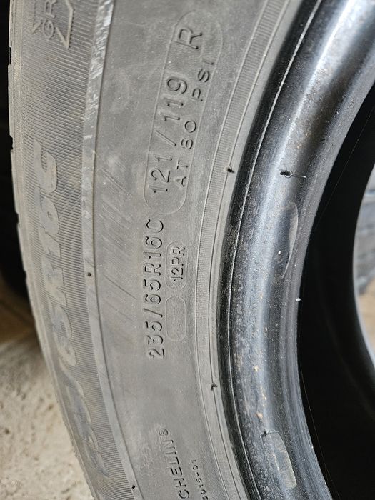 235/65R16C Michelin