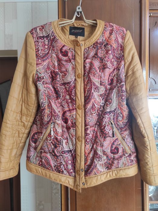 Куртка легкая размер 50