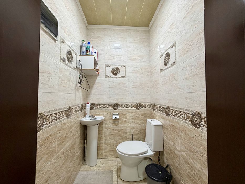 Срочно 4х комнатная 1 этаж Юнусабад 7