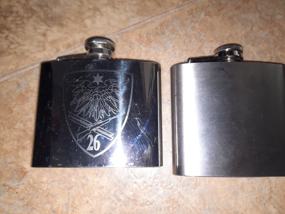 Butelcute de inox pentru tarie.