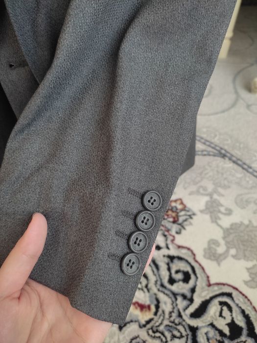 Kastyum shim koynegi bn birga.кастюм бирюк