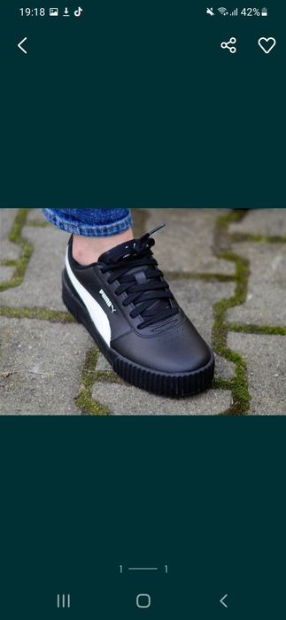 Vând adidasi de  dama