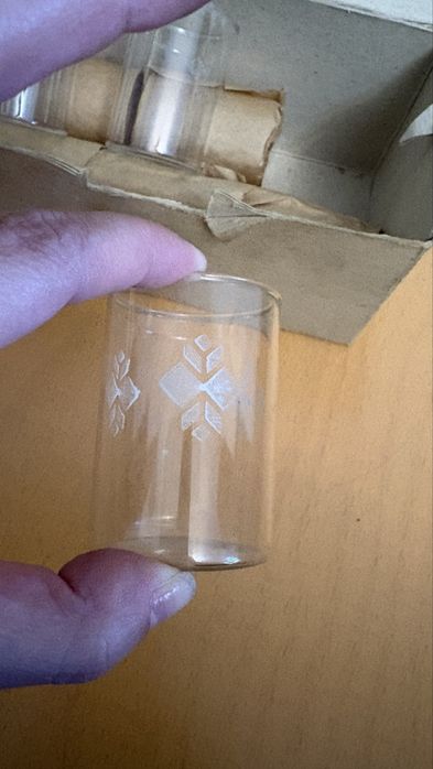 Стъклени руски нови чашки 8 бр.