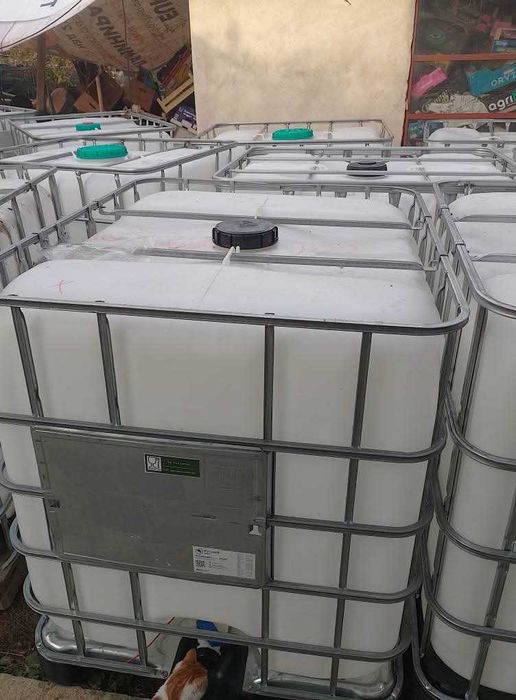 Бидони ,еднотонки ,цистерни  IBC TANK от зехтин