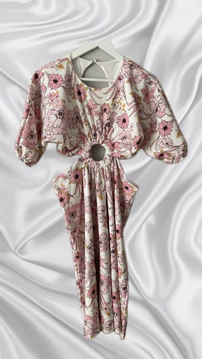 Лятна рокля на цветя