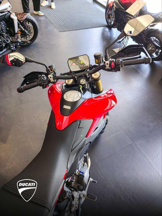 HYPERMOTARD V2 от официального дилера DUCATI