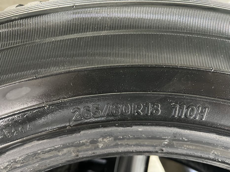 Продам Б/У резину Toyo