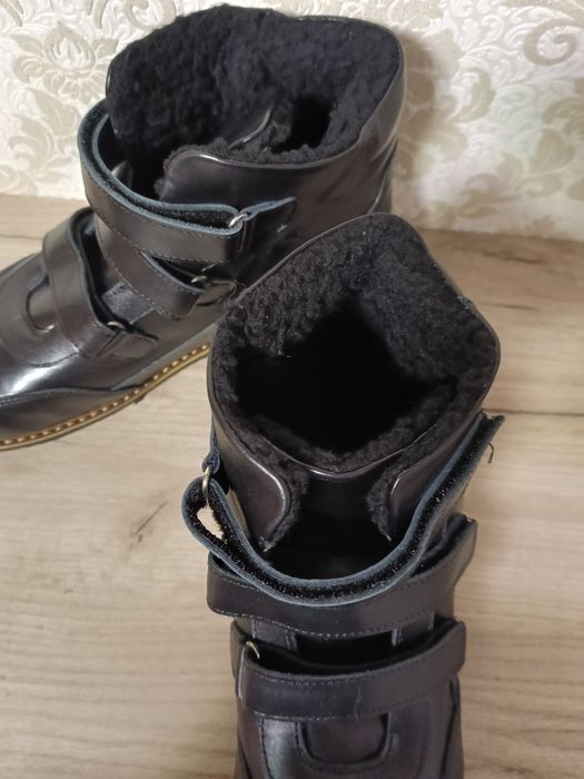 Отдам ортопедические обувь