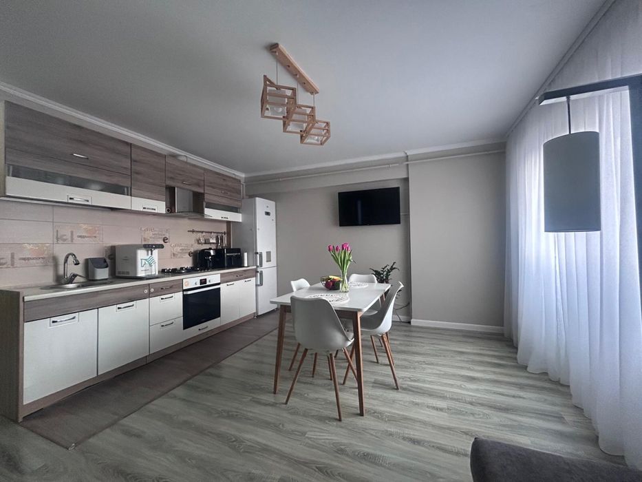 Oportunitate - KRISTAL  Residence, bloc NOU -  Apartament 3 camere + boxă intabulată + parcare,  MOBILAT + UTILAT la cheie