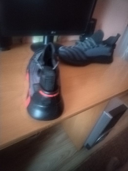 Работни обувки чисто нови