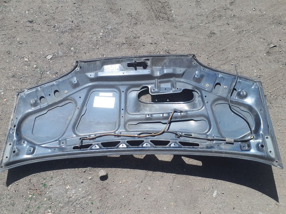 Капот Delica L 400