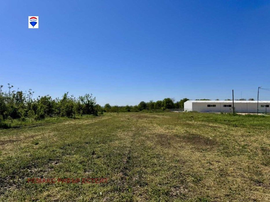 Два парцела за продажба главен път Е85, Русе- София