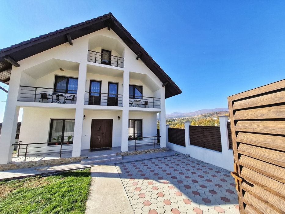 Pensiunea Casa Șandru