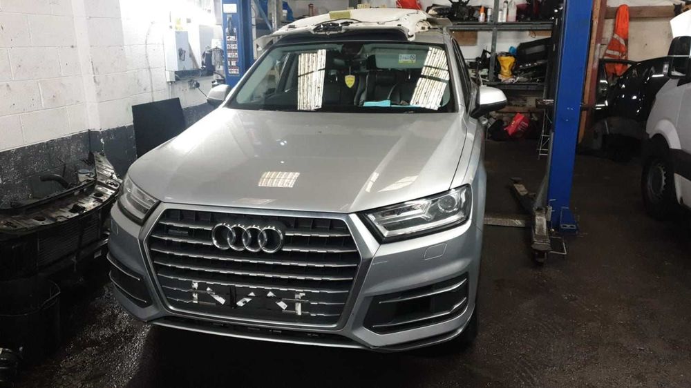 Electroventilator Audi Q7 4M 3.0 TDI DHX si alte piese