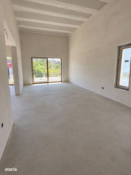 Casa moderna parter 115 mp Corunca