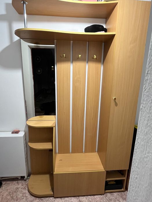 Прихожка сатылады 15.000 срочно