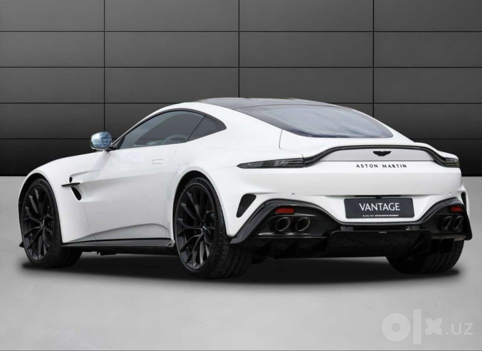 Aston Martin V8 Vantage Coupe 2026