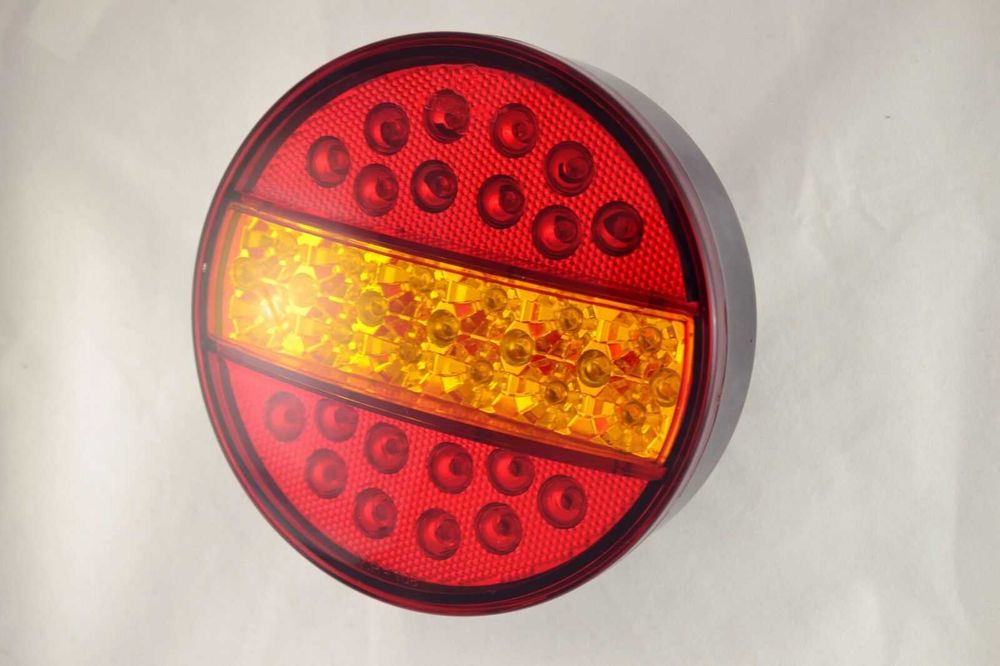 1 бр. Кръгли Лед LED 12-24V задни стопове светлини за камион YP108RY