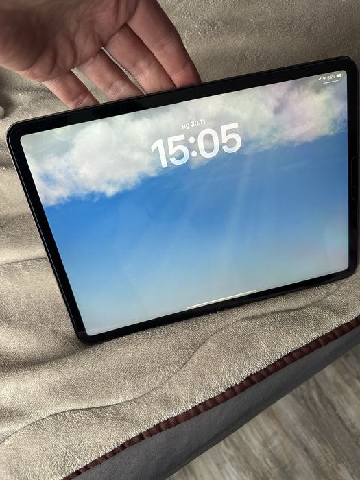 Продавам Ipad Pro  11 “ 64 gb