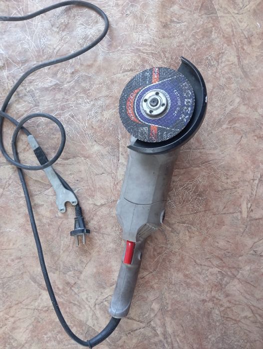 Продаю Болгарка на 150