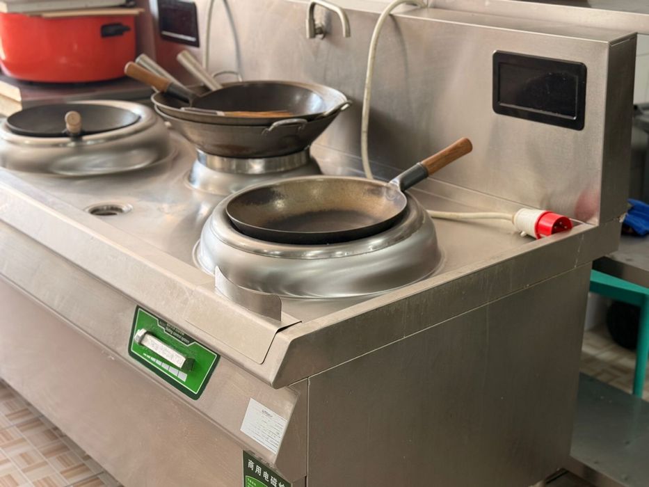 Профессиональная вок-плита