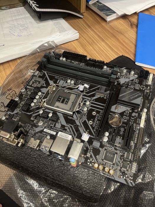 Gygabyte b365m ds3h на запчасти