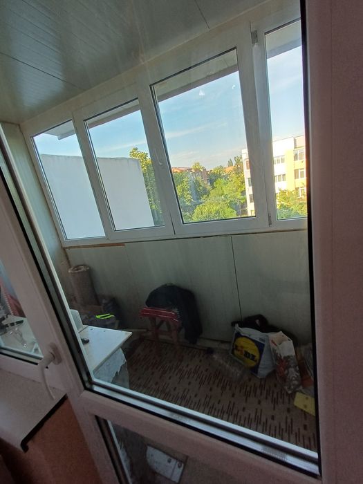Schimb apartament douā camere micro 38,et4,36mp cu un apartament mai mare + diferentā de 20.000e