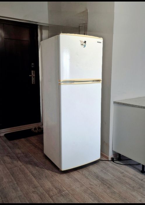 Холодильник  " SAMSUNG "