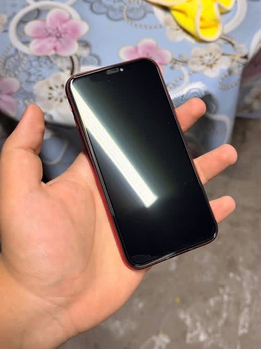 Продам iPhone XR 128гб
