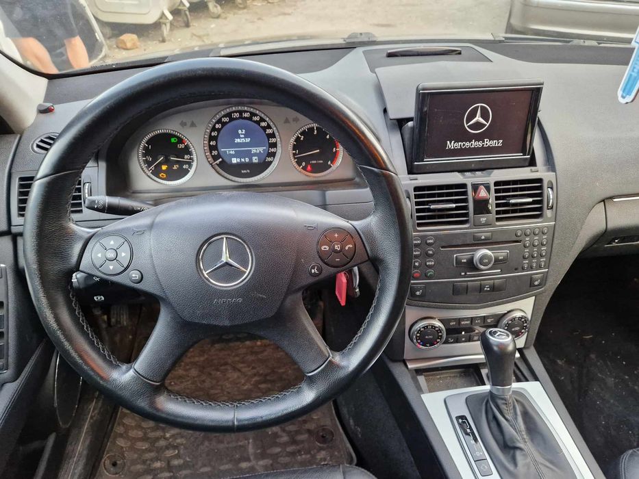 Mercedes W204 C320CDI 4Matic ксенон теглич комби автоматик НА ЧАСТИ!