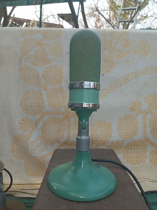 Продам  микрофон  МЛ 16 1962 года